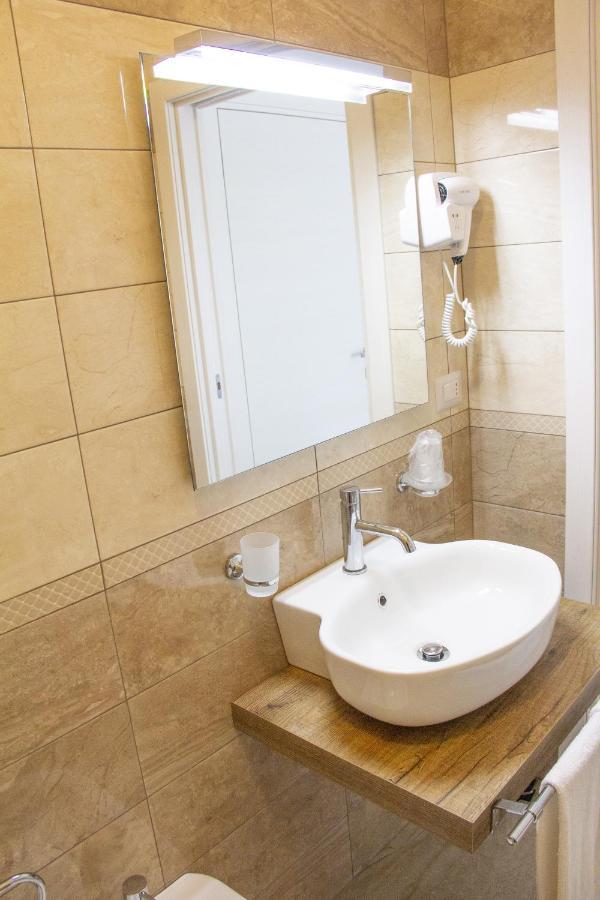 B&B Imperial Exclusive Rooms & Breakfast Porto Cesareo Exterior photo